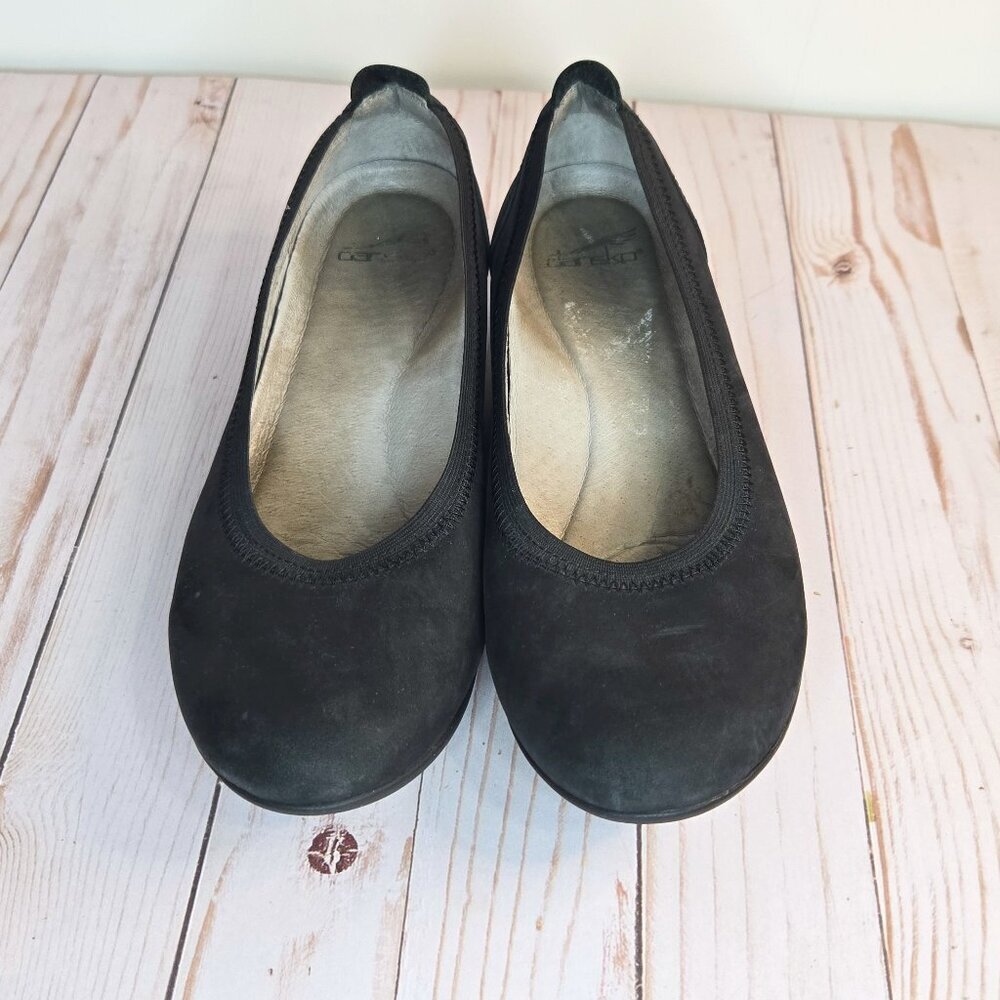 Dansko Kristen Black Nubuck Ballet Flats Women’s 8.5 EU 39 Comfort Shoes